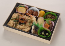 【V-3】お楽しみ弁当（和風3）1200円(税別)